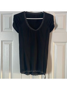 Lululemon Shirt Size 2❤️‍🔥❤️‍🔥